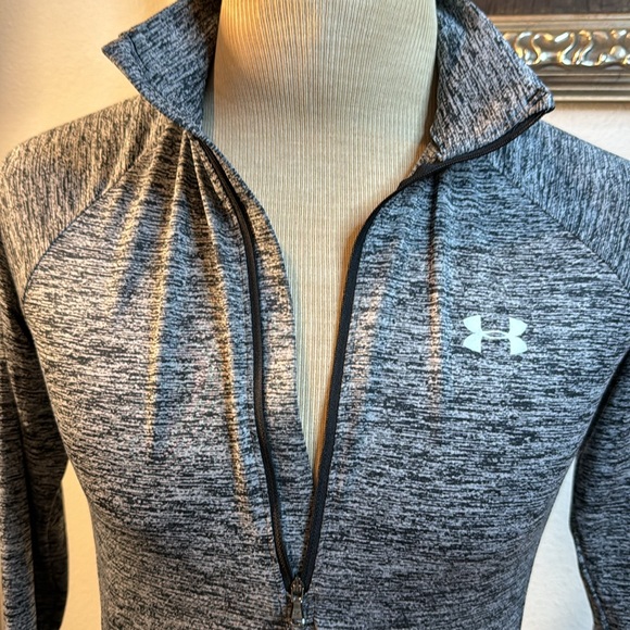 Body armor, long sleeve athletic top front zipper, black, and gray breathable - Picture 4 of 7